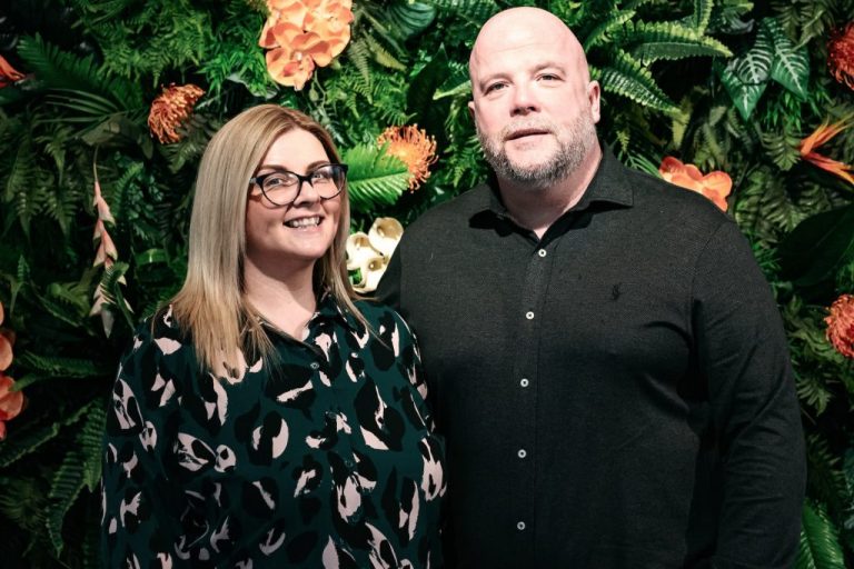 Alex & Lindsay Xpert
